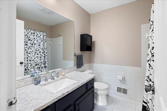 14494 Upper Guthrie Court, Apple Valley, MN 55124
