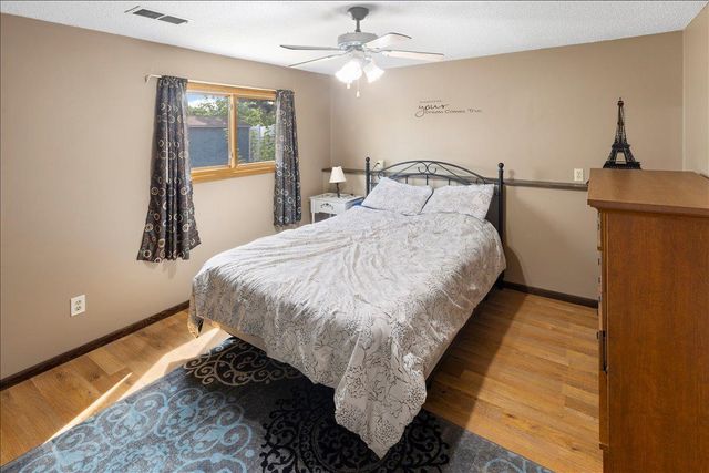 14494 Upper Guthrie Court, Apple Valley, MN 55124