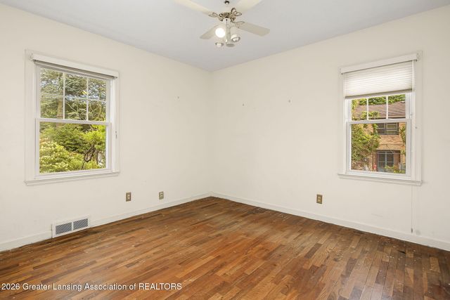 1608 Sunnyside Avenue, Lansing, MI 48910