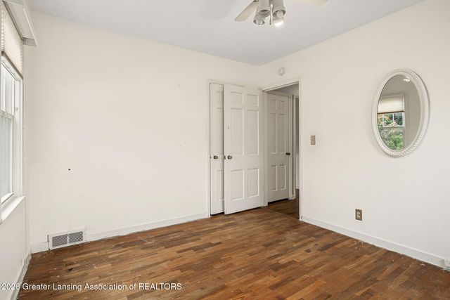 1608 Sunnyside Avenue, Lansing, MI 48910