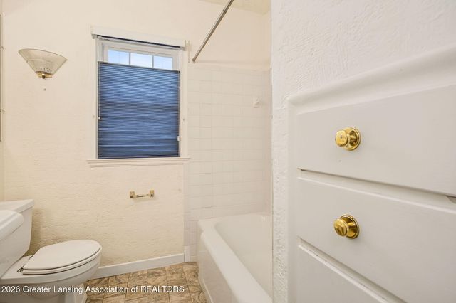 1608 Sunnyside Avenue, Lansing, MI 48910