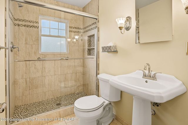 1608 Sunnyside Avenue, Lansing, MI 48910