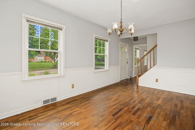 1608 Sunnyside Avenue, Lansing, MI 48910