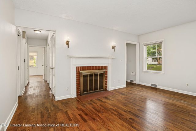 1608 Sunnyside Avenue, Lansing, MI 48910