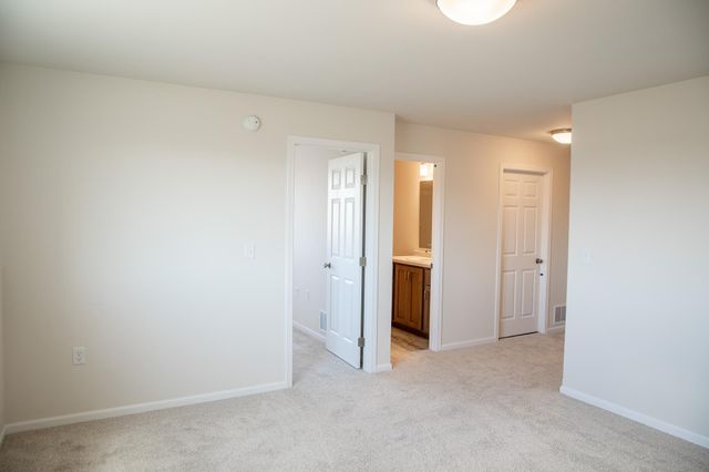 8529 61st Street S, Horace, ND 58047
