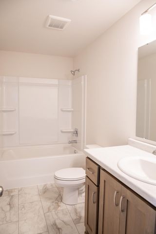 8529 61st Street S, Horace, ND 58047