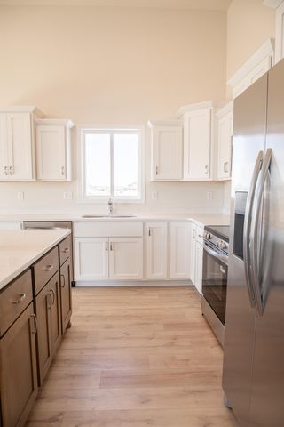 8529 61st Street S, Horace, ND 58047