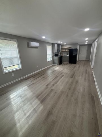 1475 Berkner Avenue, Macon, GA 31204