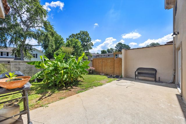 2138 Vaden Village Drive, Chattanooga, TN 37421