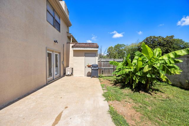 2138 Vaden Village Drive, Chattanooga, TN 37421