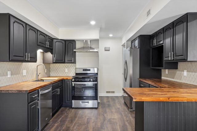 2138 Vaden Village Drive, Chattanooga, TN 37421