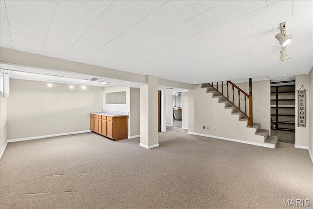 1020 Ross Avenue, St Louis, MO 63146