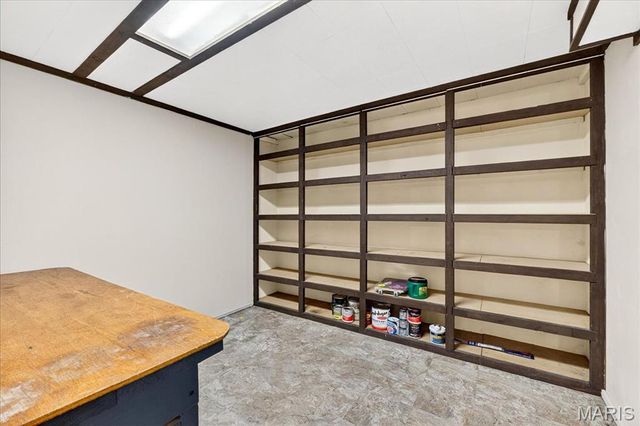 1020 Ross Avenue, St Louis, MO 63146