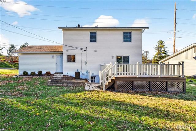 1020 Ross Avenue, St Louis, MO 63146