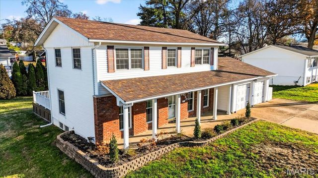 1020 Ross Avenue, St Louis, MO 63146