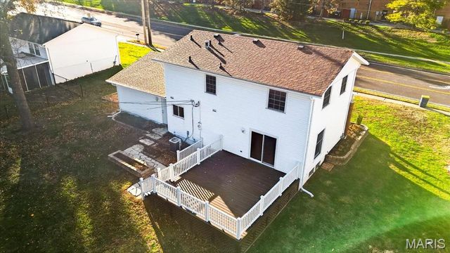 1020 Ross Avenue, St Louis, MO 63146