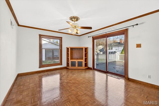 1020 Ross Avenue, St Louis, MO 63146