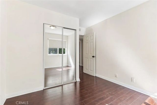 10636 Woodley 43, Granada Hills, CA 91344