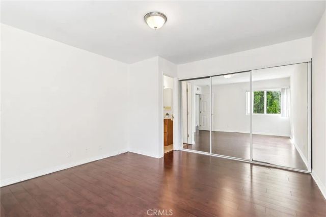 10636 Woodley 43, Granada Hills, CA 91344