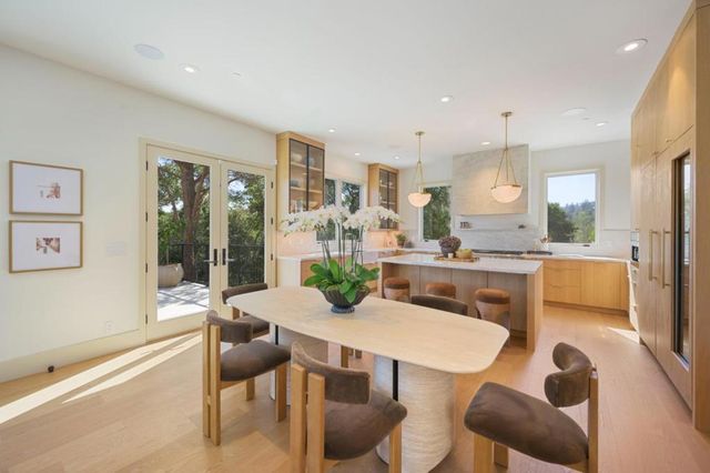 1215 La Cumbre, Hillsborough, CA 94010