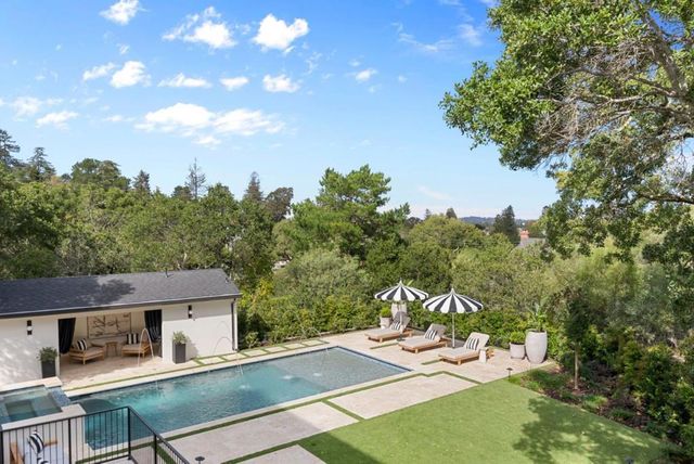 1215 La Cumbre, Hillsborough, CA 94010