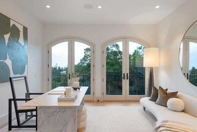 1215 La Cumbre, Hillsborough, CA 94010