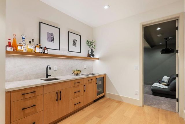 1215 La Cumbre, Hillsborough, CA 94010