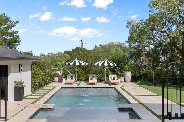 1215 La Cumbre, Hillsborough, CA 94010