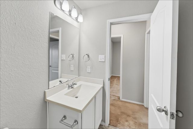 3028 Coyote Canyon Trail, Fort Worth, TX 76108