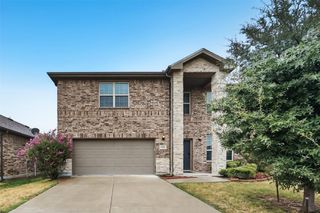 3028 Coyote Canyon Trail, Fort Worth, TX 76108