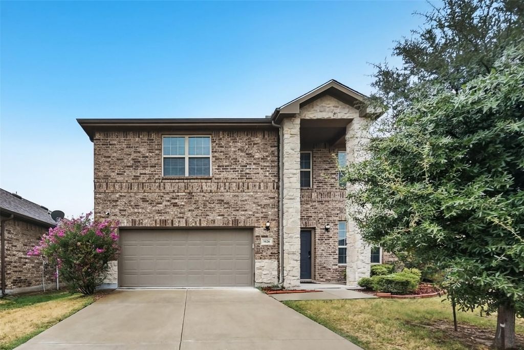 3028 Coyote Canyon Trail, Fort Worth, TX 76108
