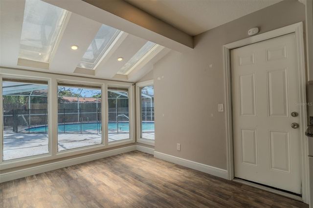 8018 W POCAHONTAS AVENUE, Tampa, FL 33615