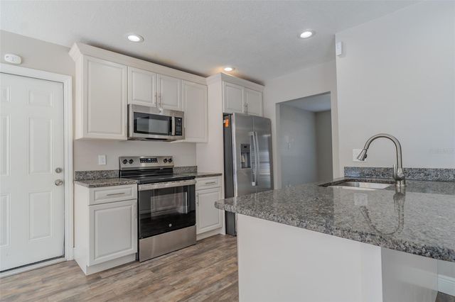 8018 W POCAHONTAS AVENUE, Tampa, FL 33615