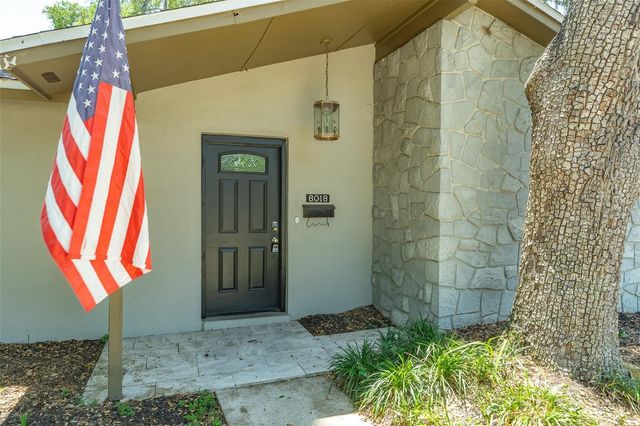 8018 W POCAHONTAS AVENUE, Tampa, FL 33615