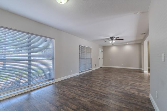 8018 W POCAHONTAS AVENUE, Tampa, FL 33615