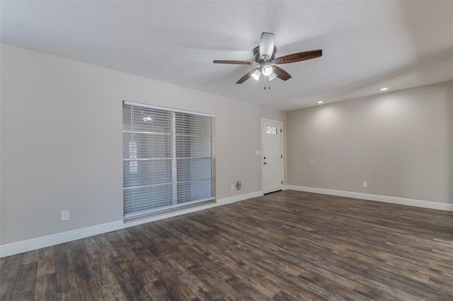 8018 W POCAHONTAS AVENUE, Tampa, FL 33615