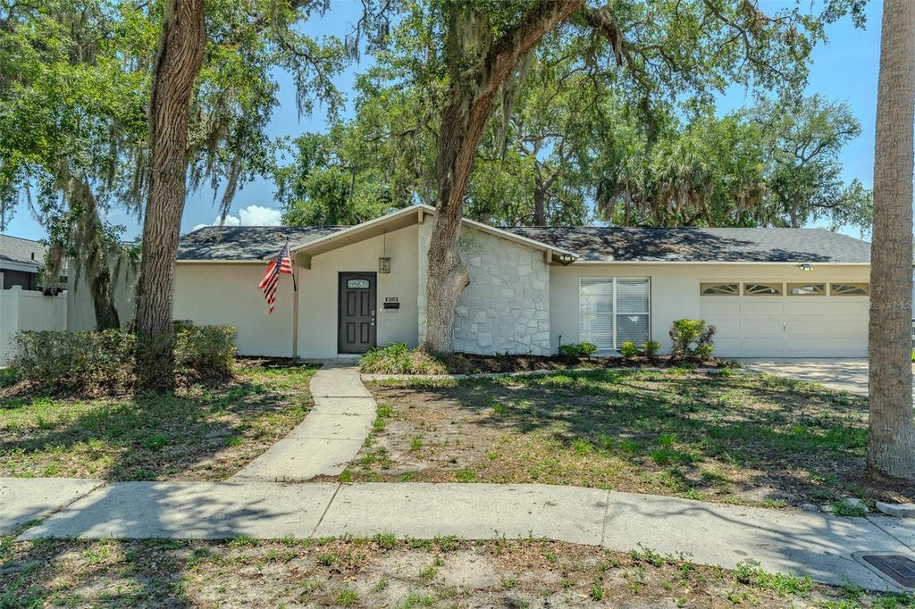 8018 W POCAHONTAS AVENUE, Tampa, FL 33615