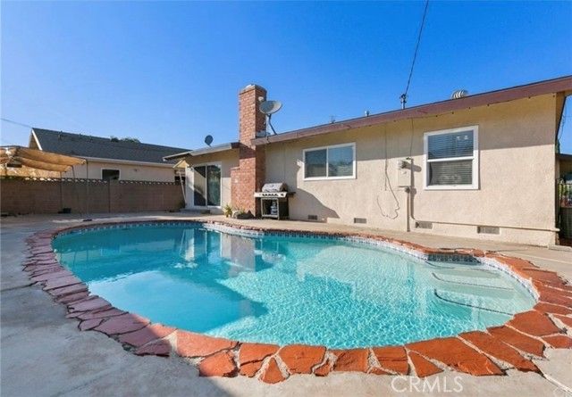 1762 W Minerva, Anaheim, CA 92804