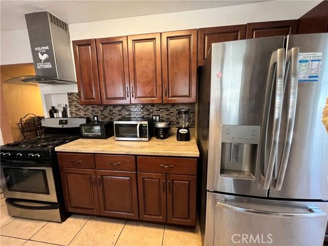 1762 W Minerva, Anaheim, CA 92804