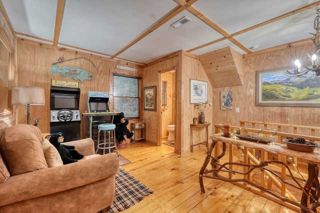 4836 Swallows Creek Road, Hiawassee, GA 30546