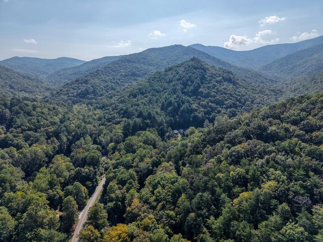 4836 Swallows Creek Road, Hiawassee, GA 30546