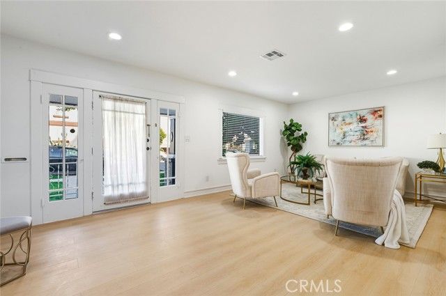 1065 Bennett, Long Beach, CA 90804