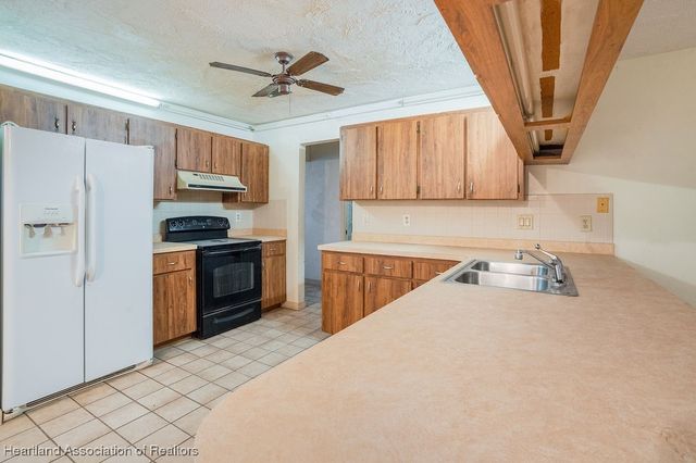 308 Fox Ridge Road, Lake Placid, FL 33852