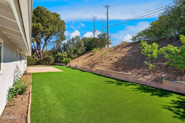 2660 Calle Limonero, Thousand Oaks, CA 91360