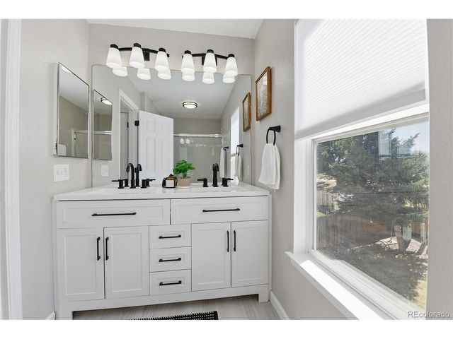 10640 W Girard Ave, Lakewood, CO 80227