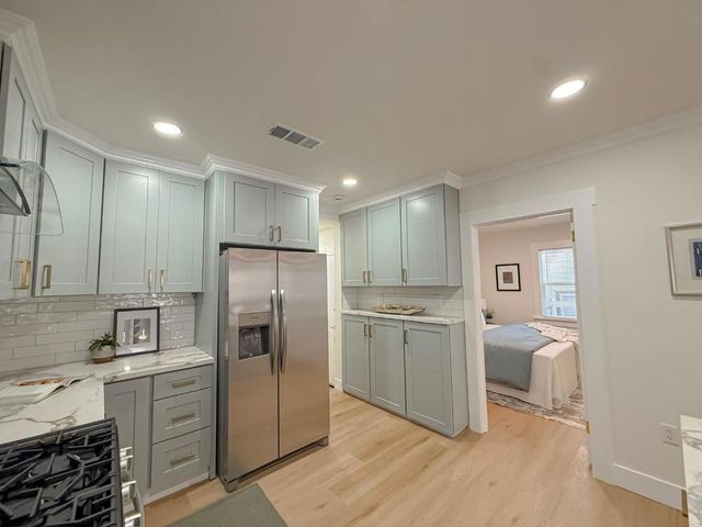 2795 25th Ave, Oakland, CA 94601