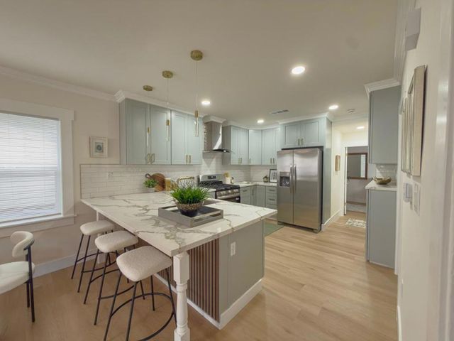 2795 25th Ave, Oakland, CA 94601