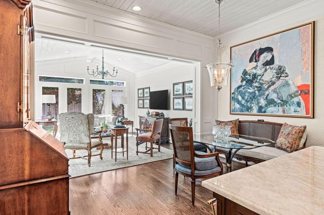 2017 Dryden Road, Houston, TX 77030