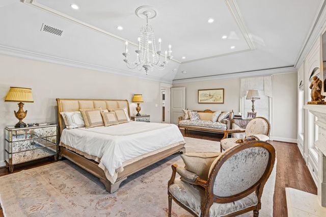 2017 Dryden Road, Houston, TX 77030