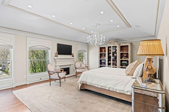 2017 Dryden Road, Houston, TX 77030